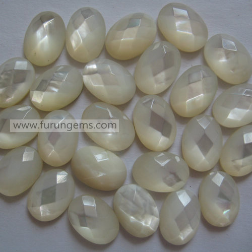 MOP faceted oval cab 14x10mm white