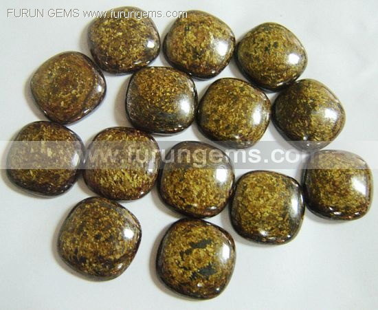 Bronzite 20x20mm  cushion cabs