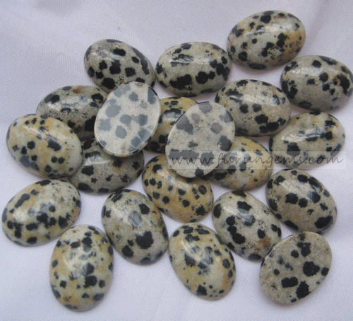 dalmatian oval cabochons 13x18mm