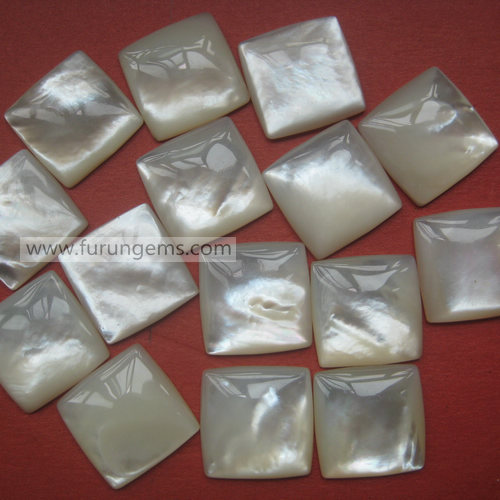 MOP square cab 21x21x4mm white